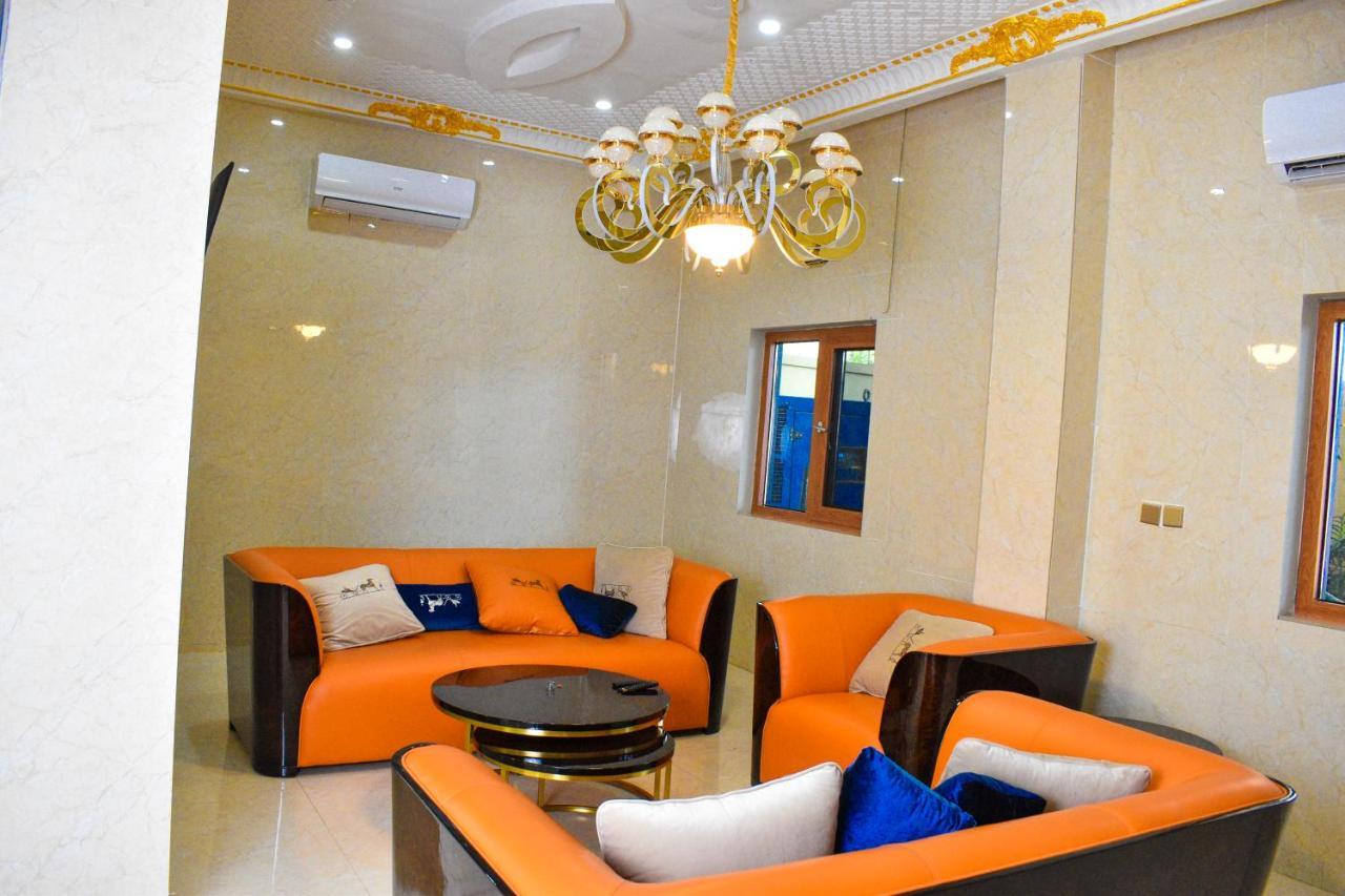 Sami Hotel Ouagadougou Exteriör bild