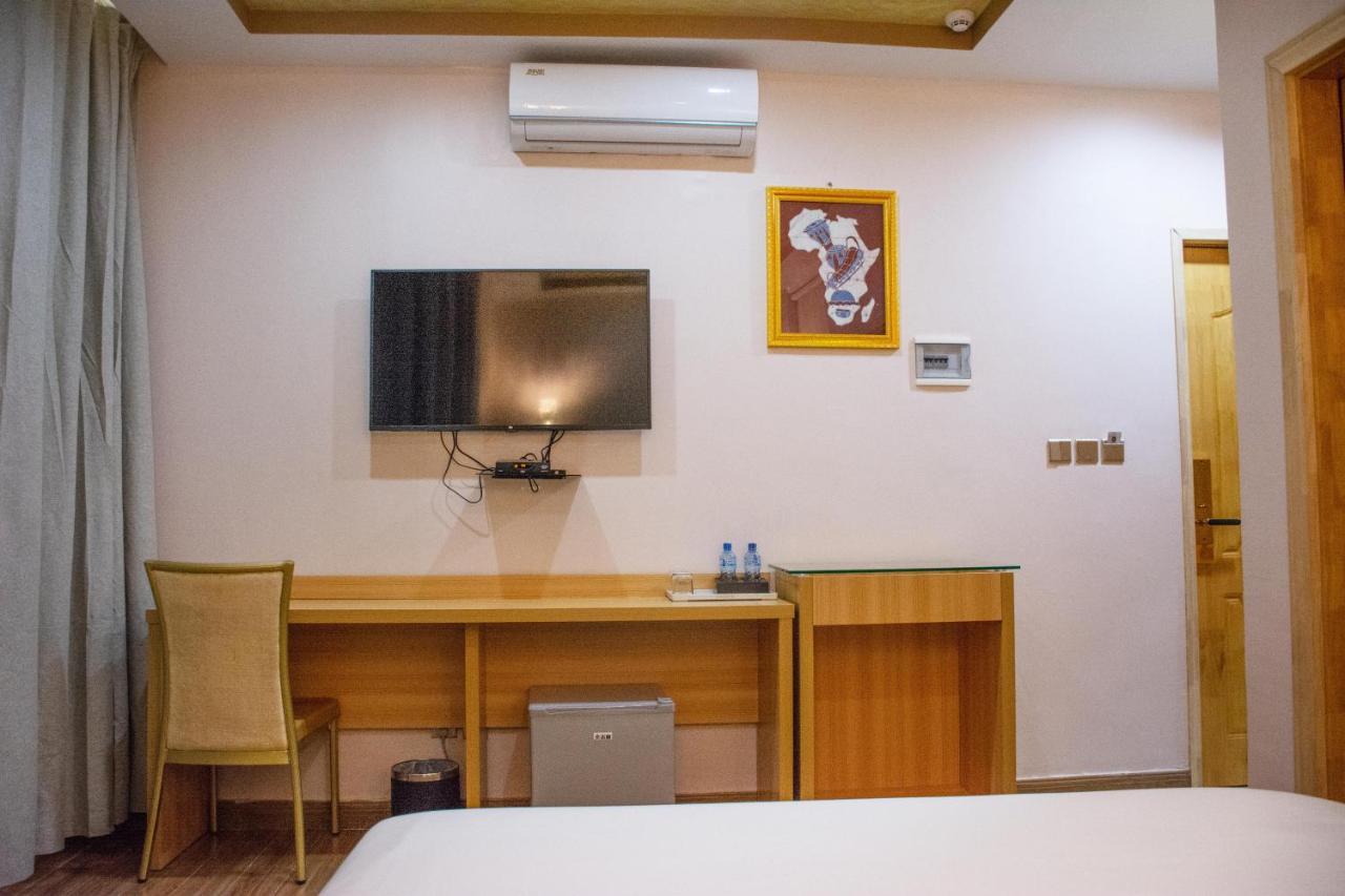 Sami Hotel Ouagadougou Exteriör bild